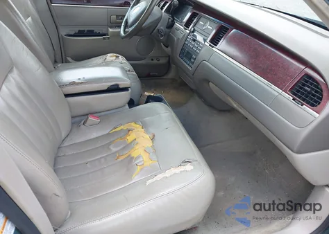 2004 Lincoln Town Car Signature from USA, damaged, VIN 1LNHM81W74Y649385